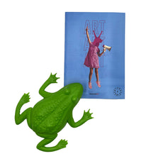 Carica l'immagine nel visualizzatore di Gallery, Multiplo Rana piccola NON FIRMATA + crackZine Cracking Art